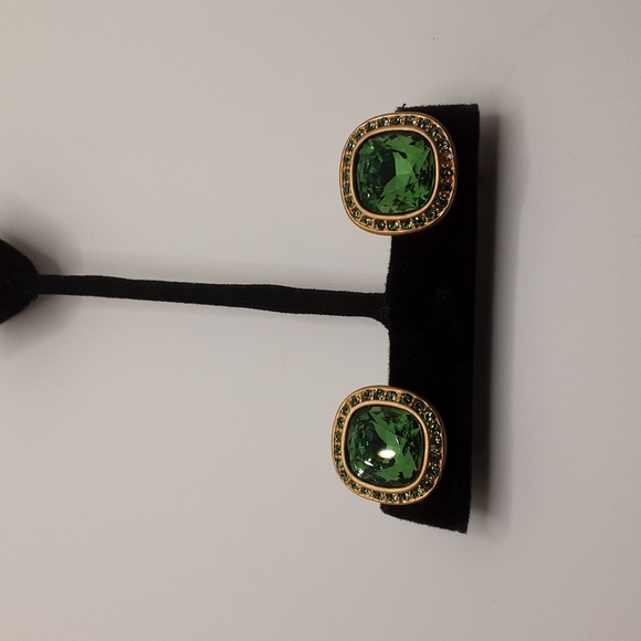 Vintage Givenchy Green Crystal Clip-on Earrings - Picture 15 of 16